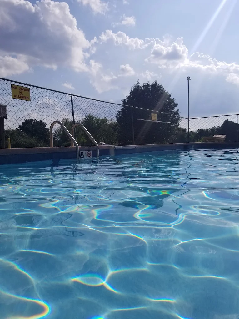 alma-rv-swimming